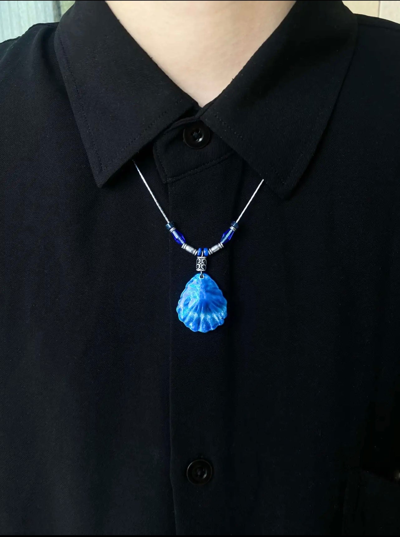 Love and Deep Space the character Rafayel's Nacklace